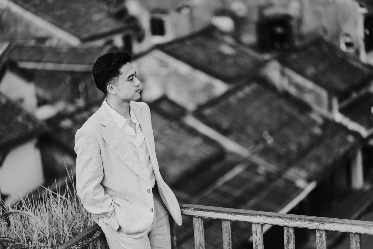 Solo traveller photoshoot in Hoi An